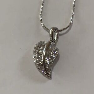 Elegant Silver Heart Pendant Necklace